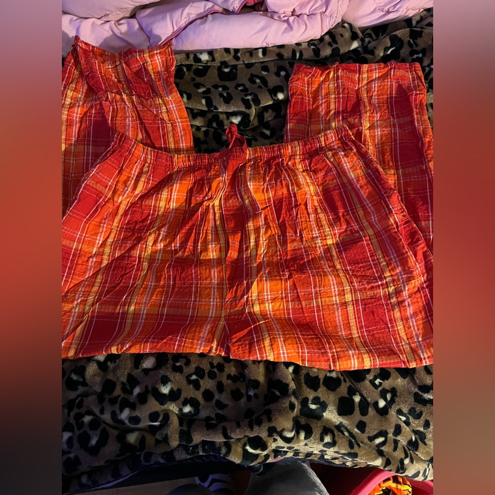 Red and Orange capris